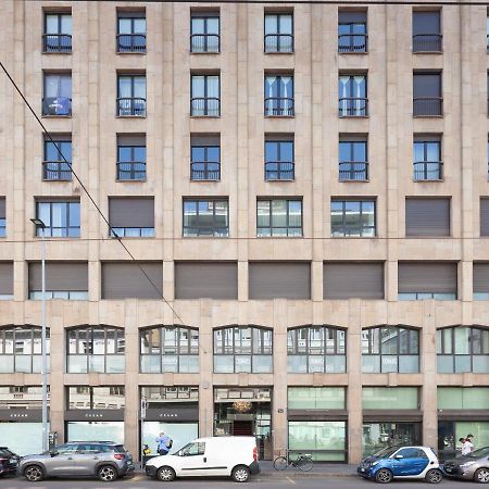 Easyhomes-Madonnina View Milan Bagian luar foto