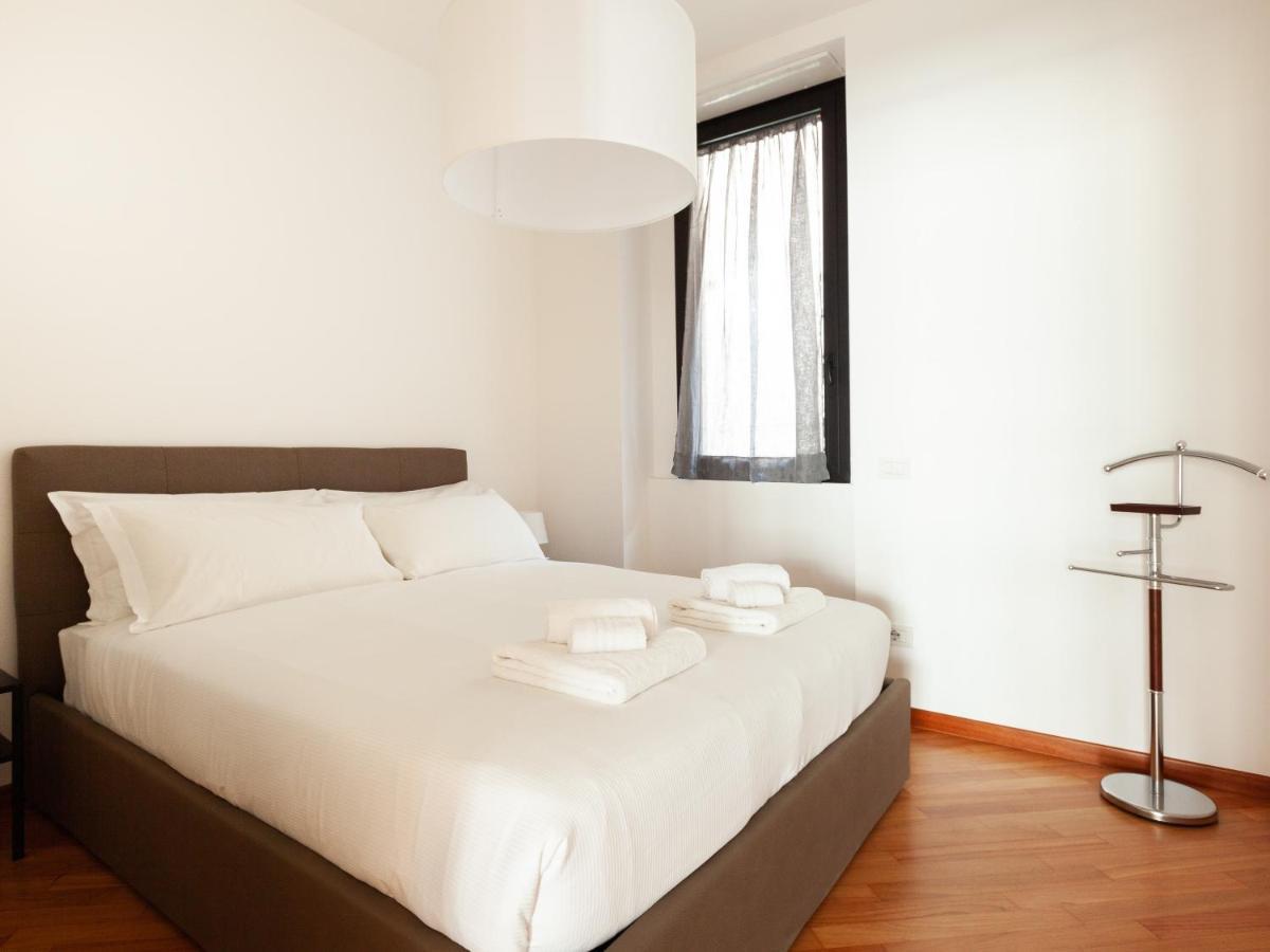 Easyhomes-Madonnina View Milan Bagian luar foto