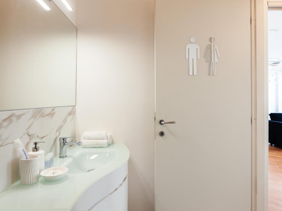 Easyhomes-Madonnina View Milan Bagian luar foto