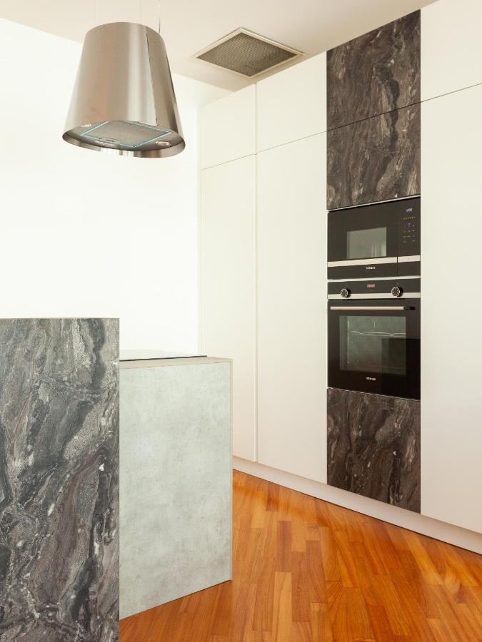 Easyhomes-Madonnina View Milan Bagian luar foto