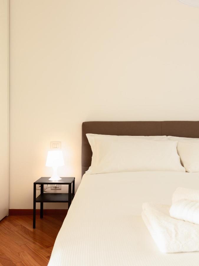 Easyhomes-Madonnina View Milan Bagian luar foto